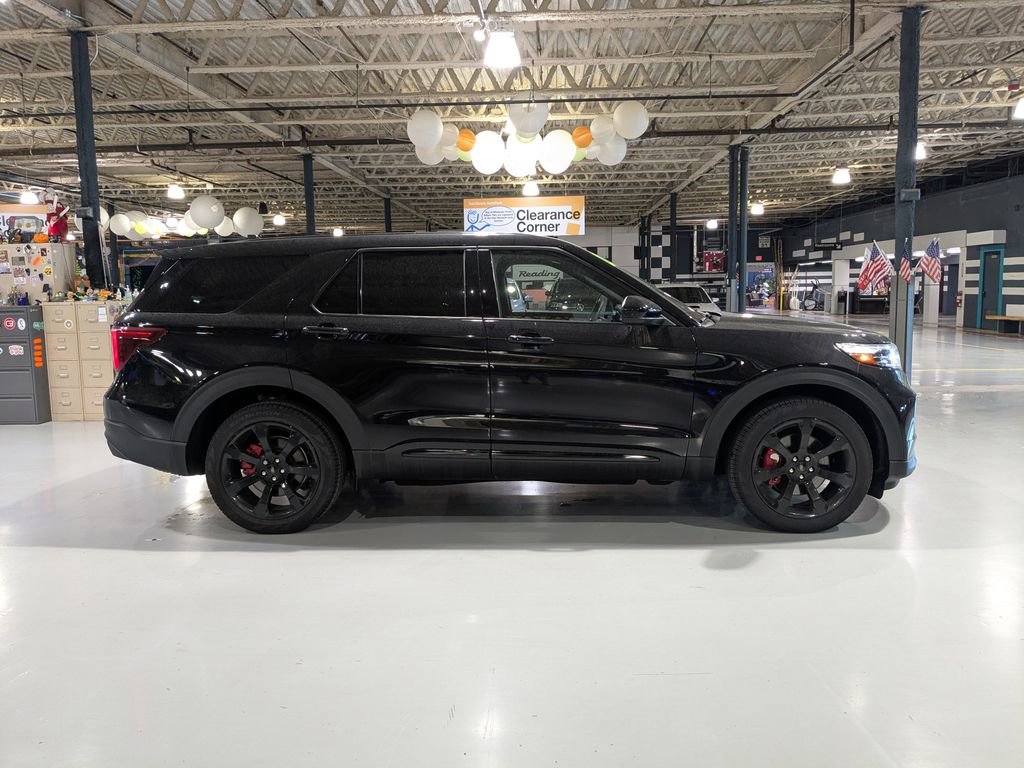 Used 2022 Ford Explorer ST w/ ST Street Pack AWD/4WD image 6