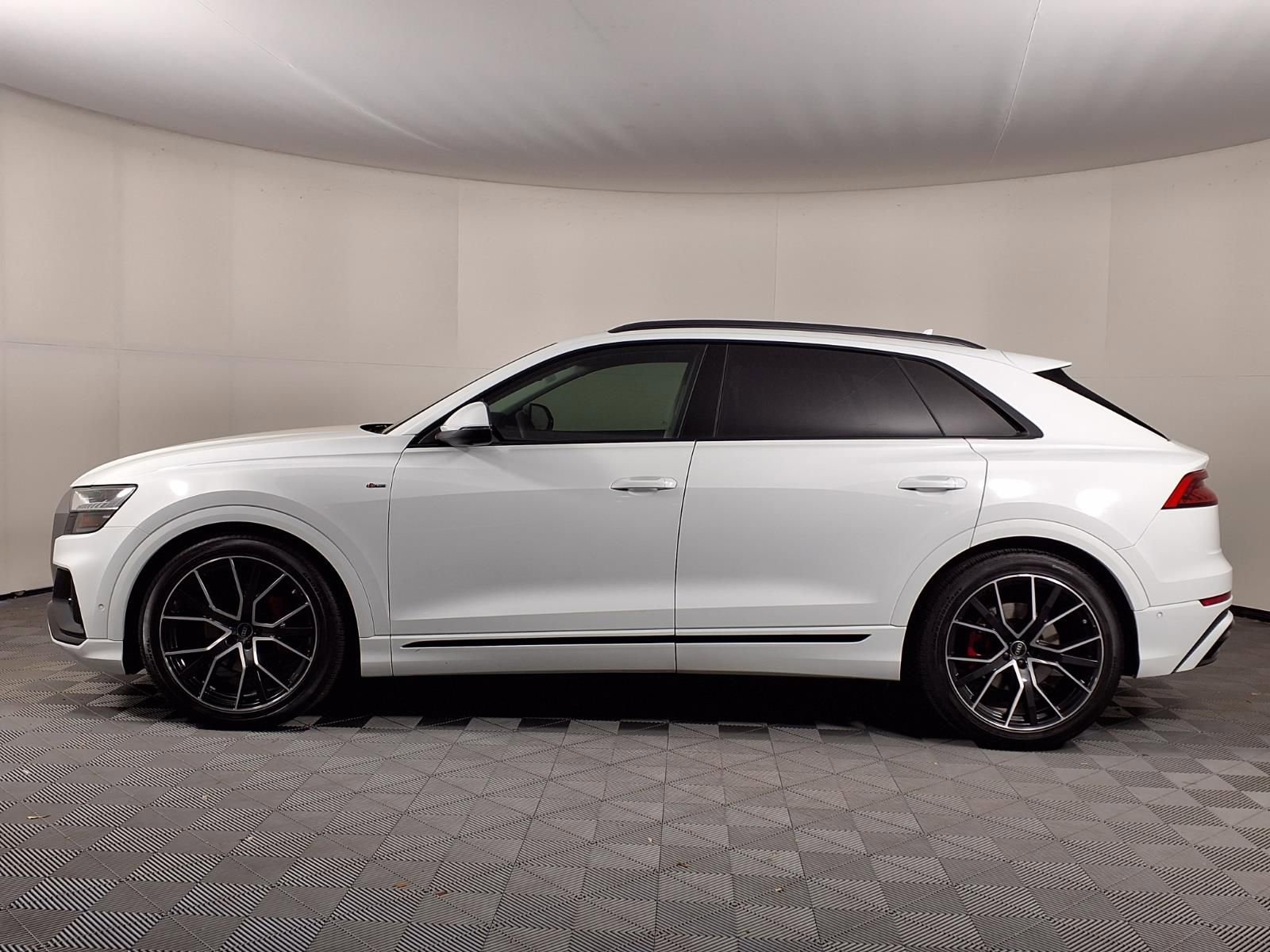 Used 2023 Audi Q8 Prestige image 4