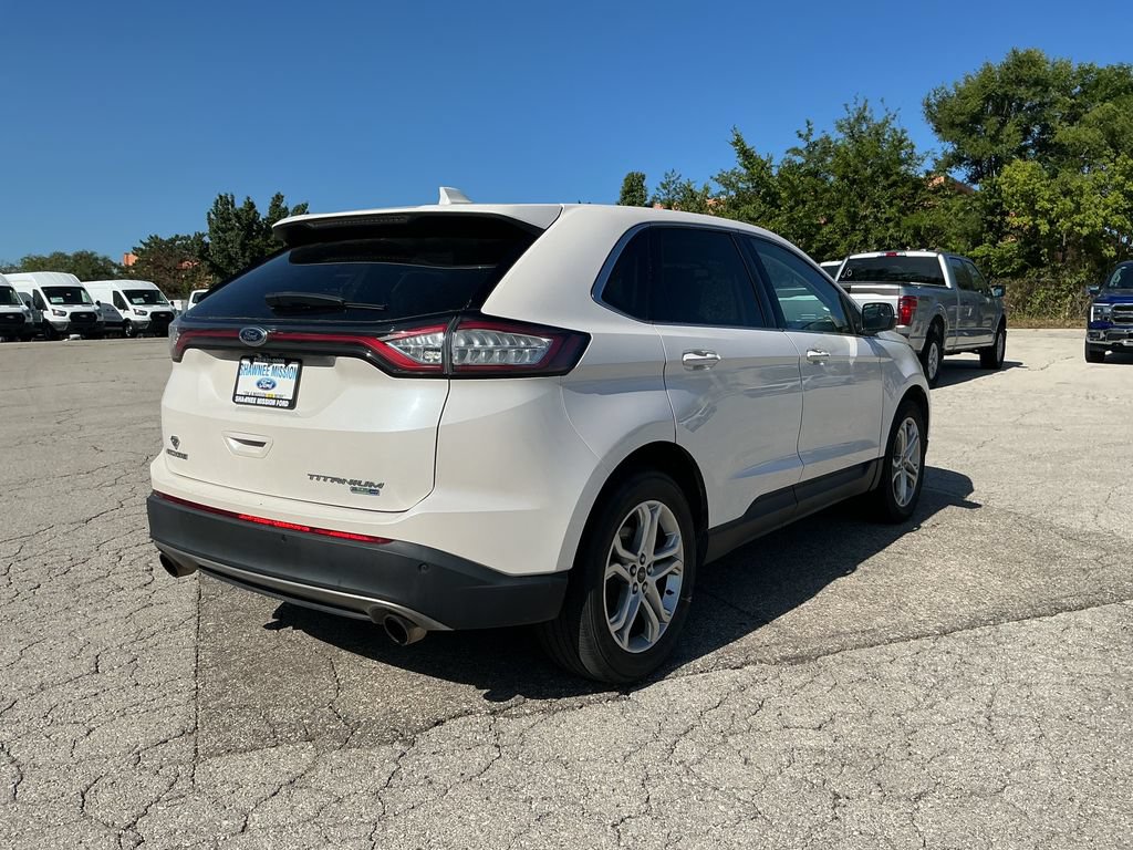 Used 2017 Ford Edge Titanium AWD/4WD image 4