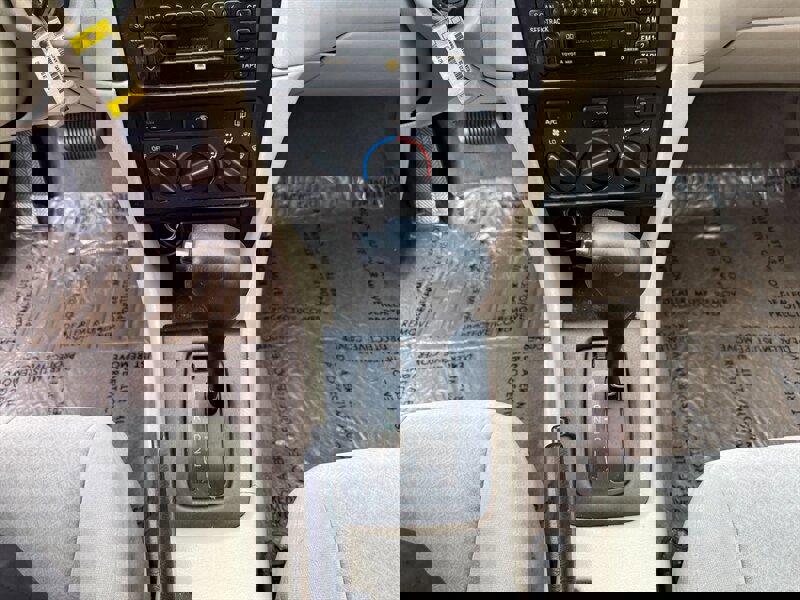 Used 2001 Toyota Solara SE image 20