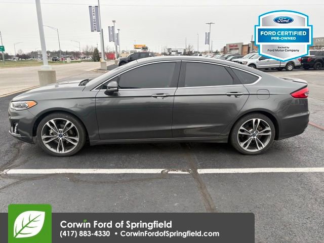 Used 2019 Ford Fusion Titanium image 3