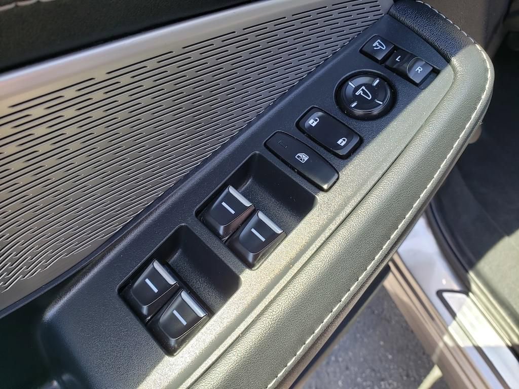 Used 2023 Acura MDX SH-AWD w/ Advance Package image 20