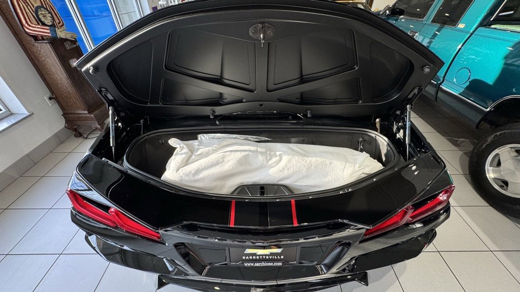 New 2026 Chevrolet Corvette E-Ray image 18