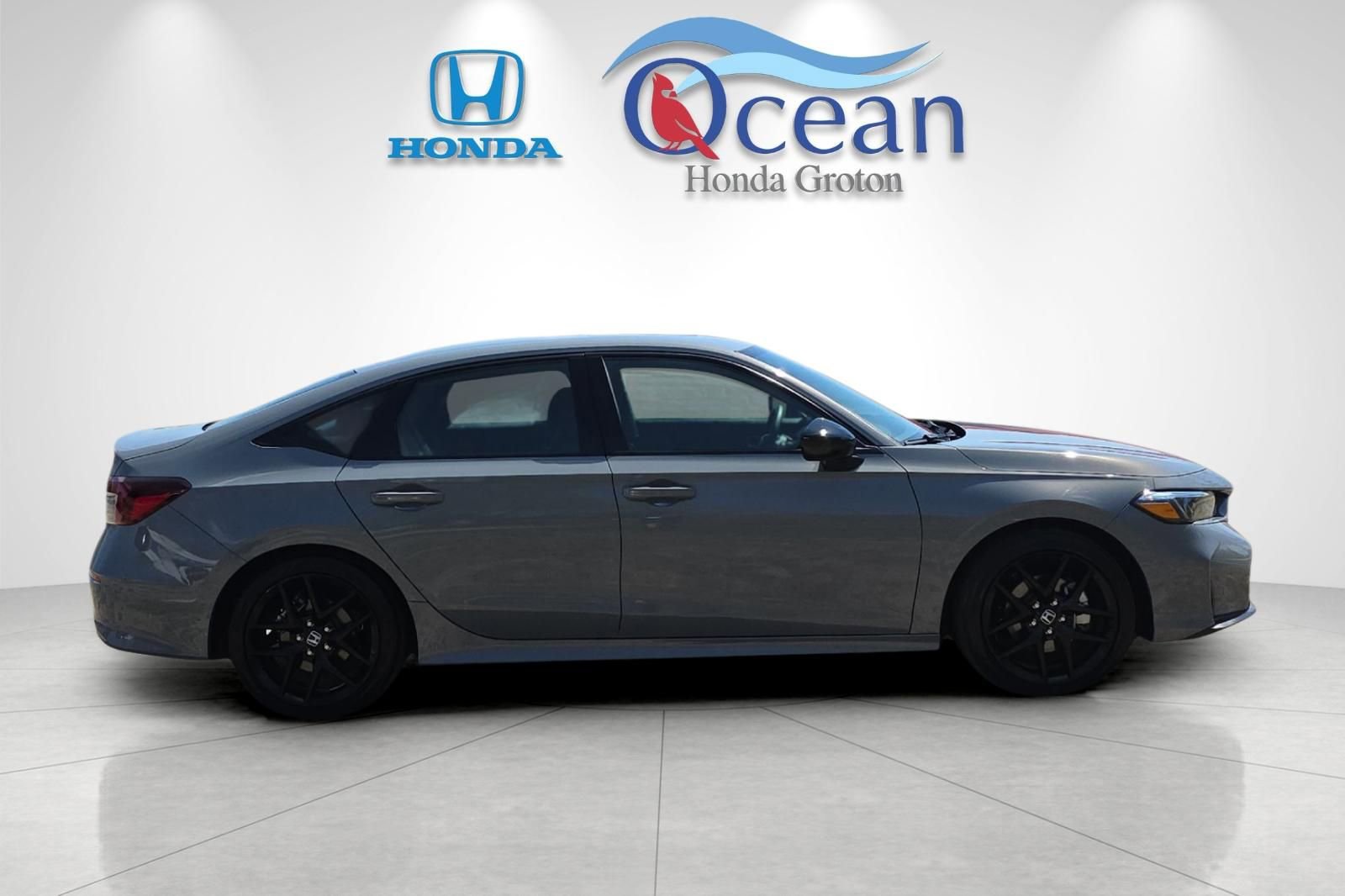 Used 2025 Honda Civic Sport image 2