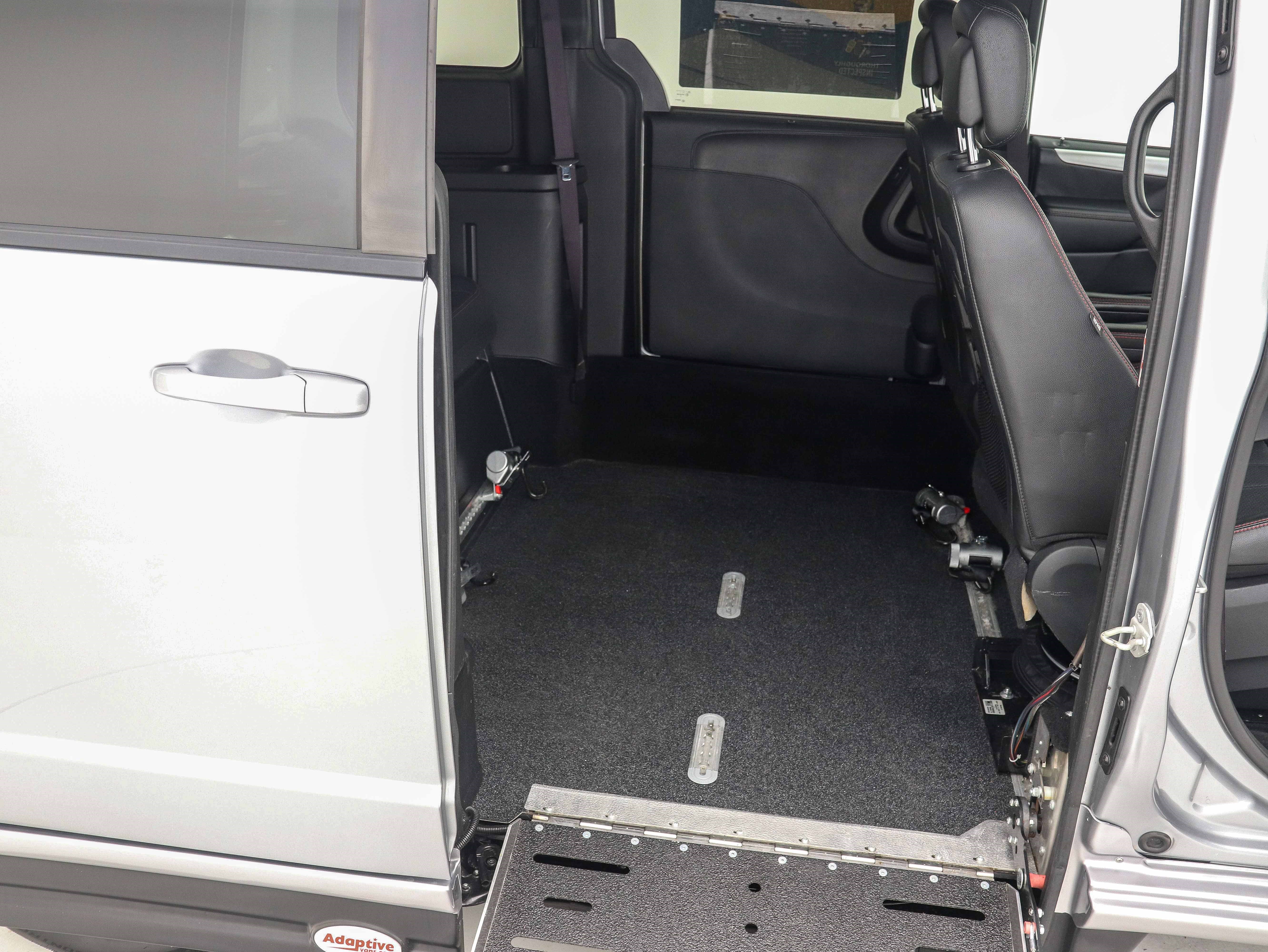 Used 2019 Dodge Grand Caravan GT image 15