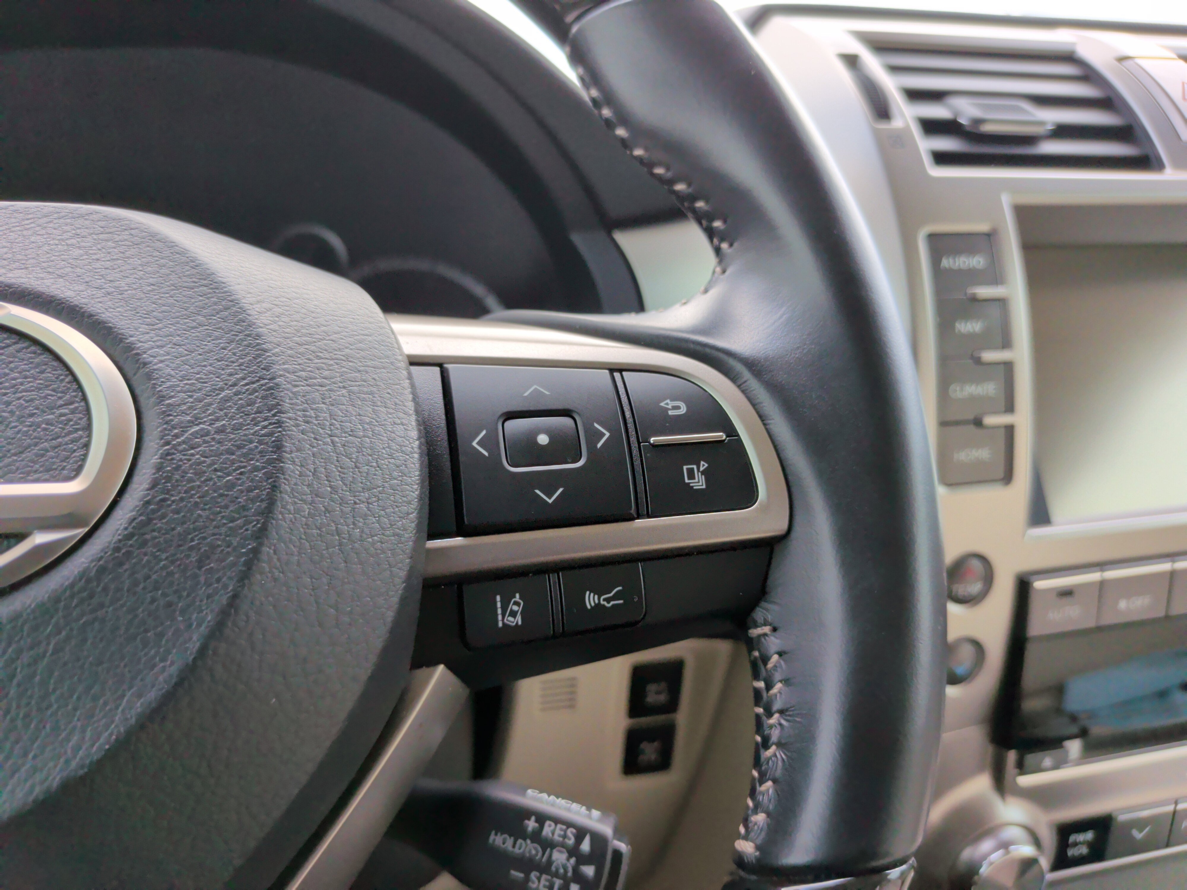 Used 2020 Lexus GX 460 Premium AWD/4WD image 22