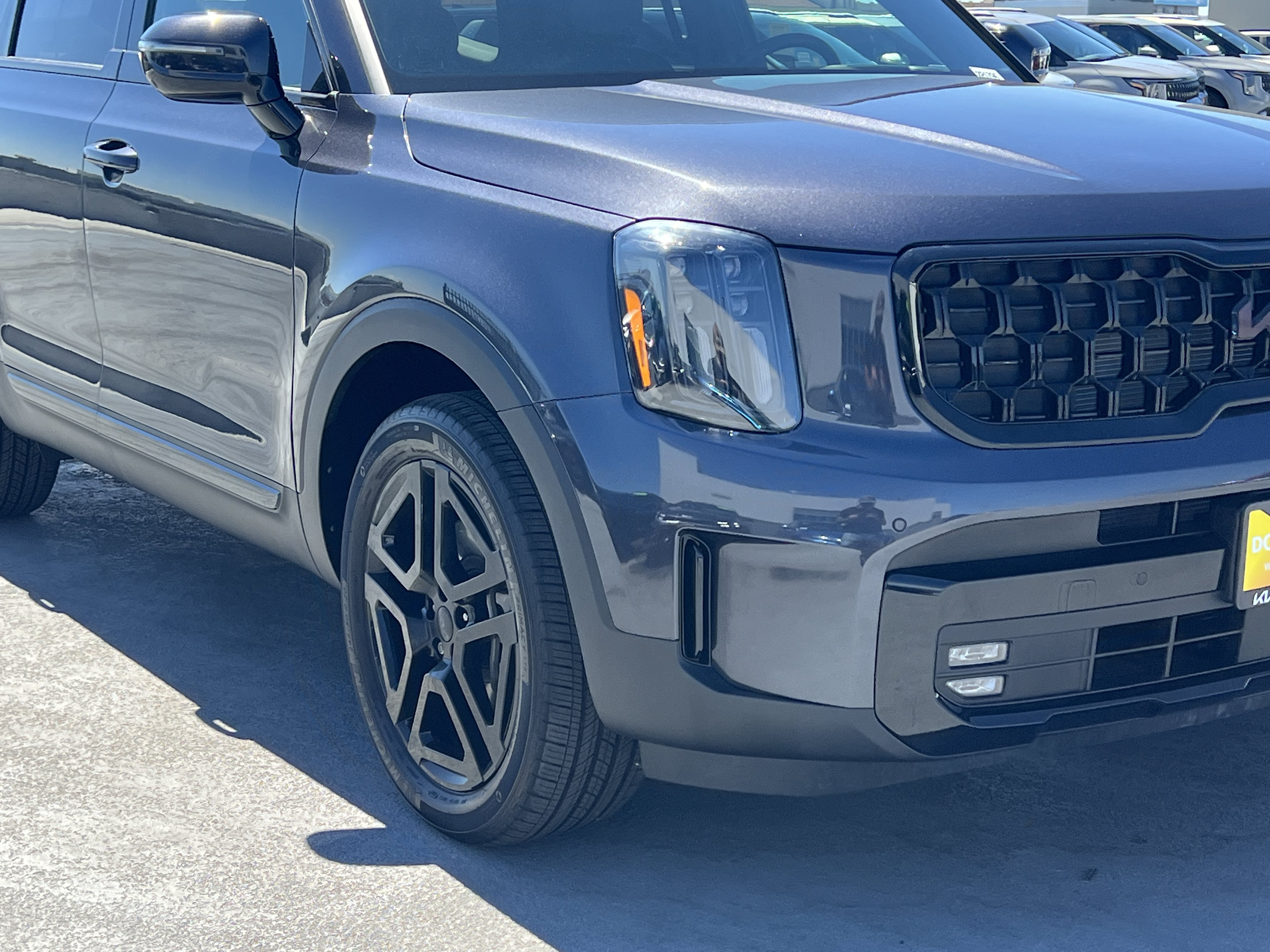 Certified 2025 Kia Telluride SX Prestige X-Line AWD/4WD image 11