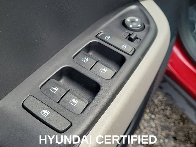 Certified 2023 Hyundai Venue SEL w/ Cargo Package FWD image 12