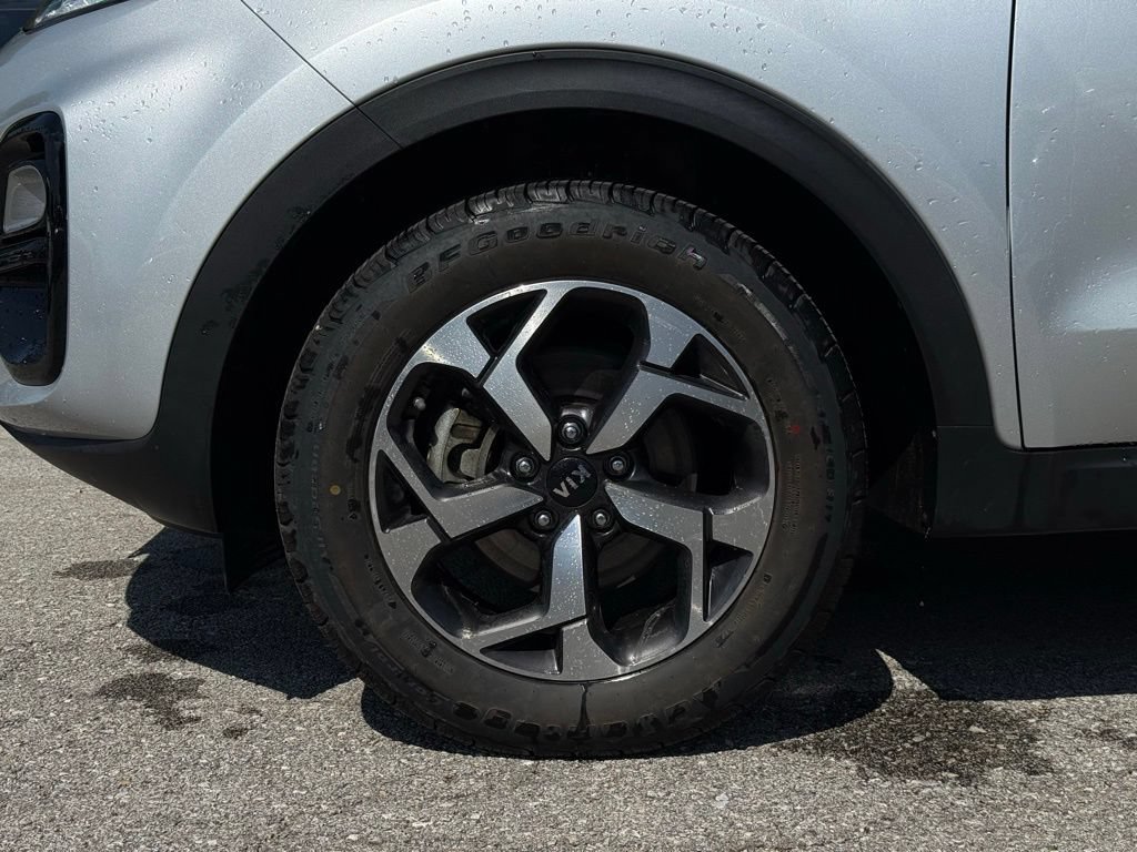Used 2020 Kia Sportage LX AWD/4WD image 5
