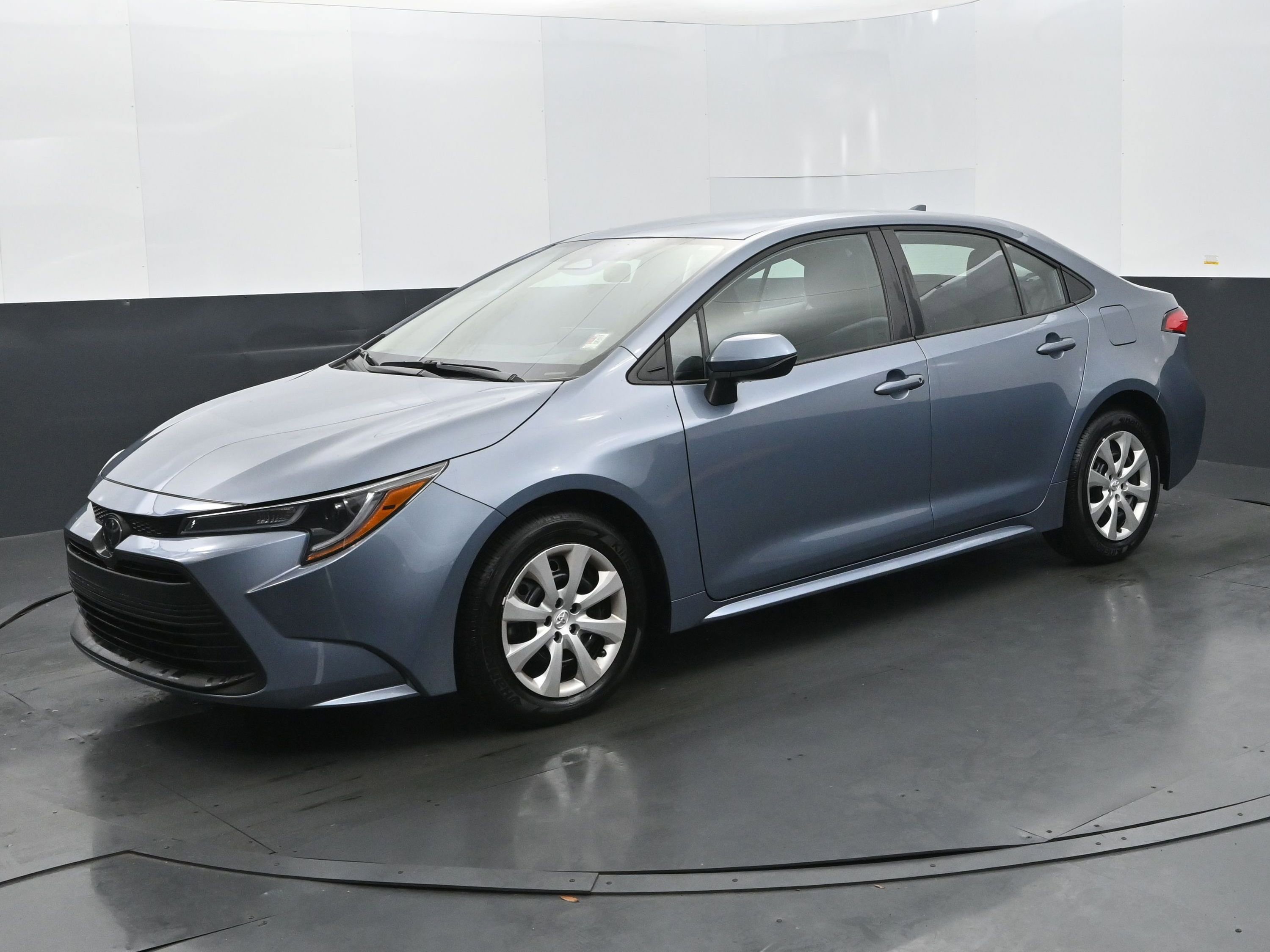 Used 2025 Toyota Corolla LE