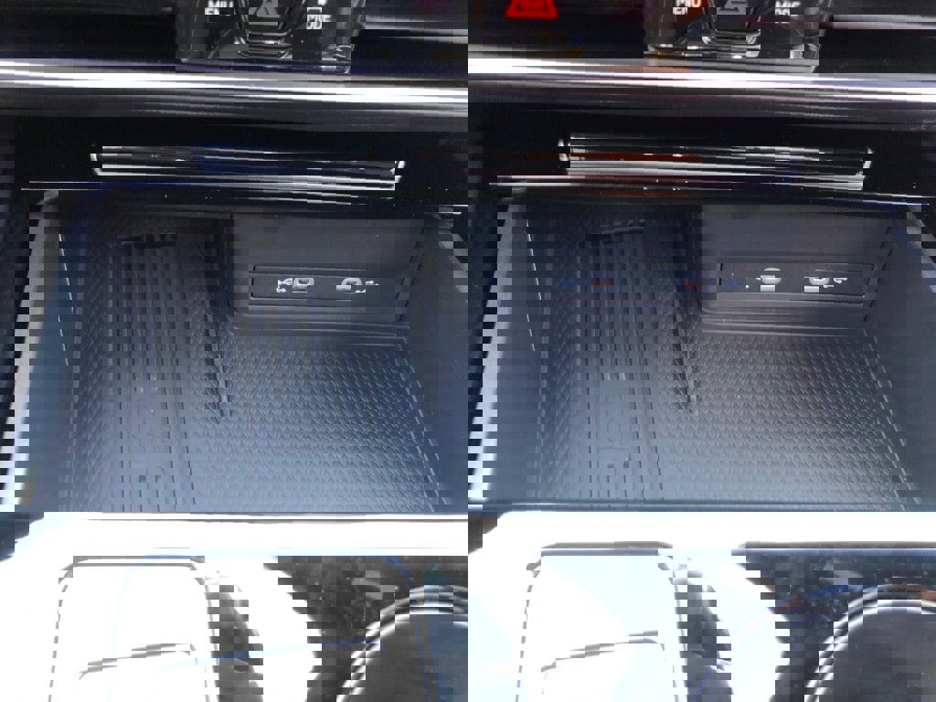 New 2025 Volkswagen Atlas Cross Sport SEL image 27