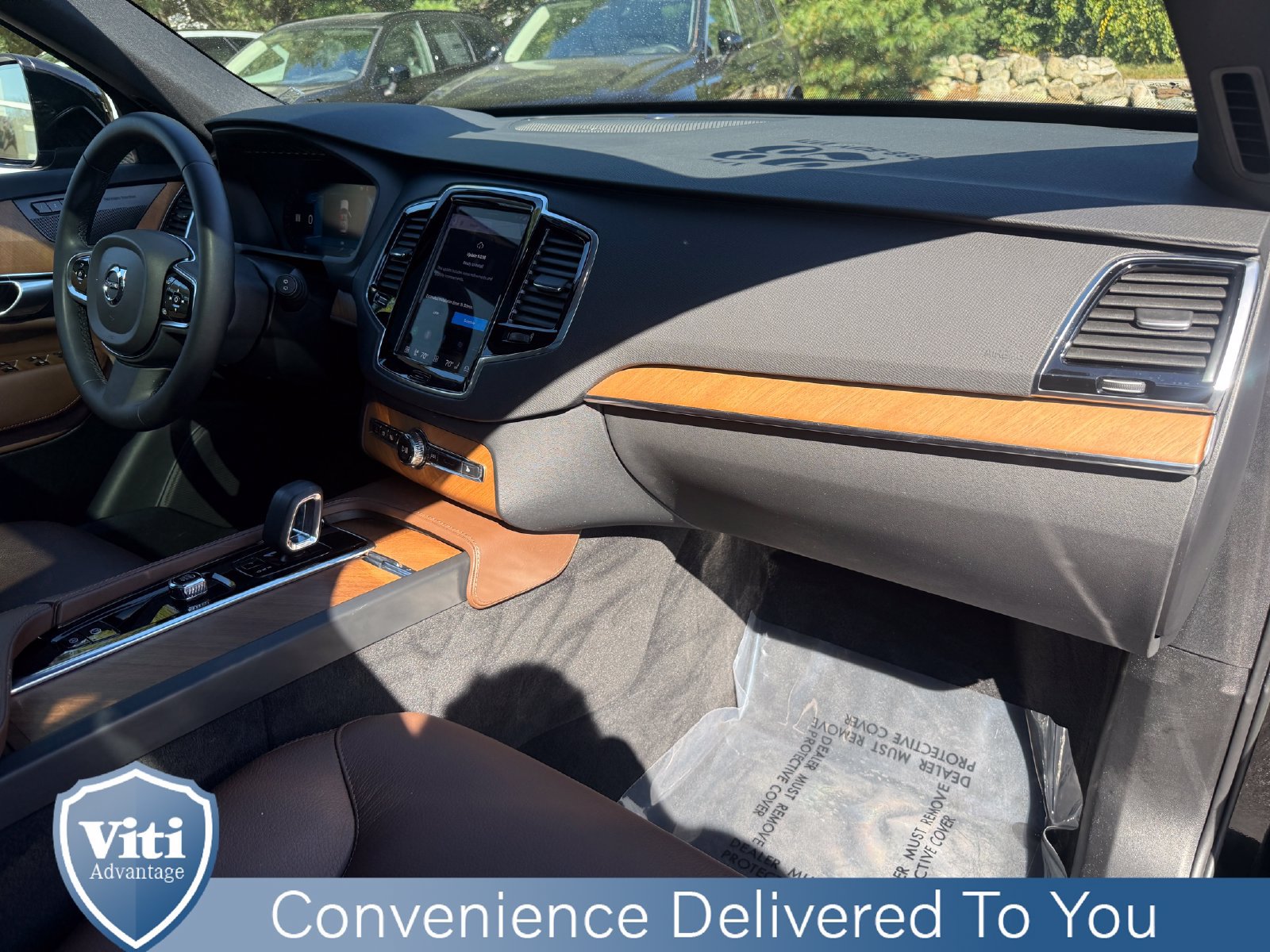 Certified 2023 Volvo XC90 B6 Plus AWD/4WD image 29