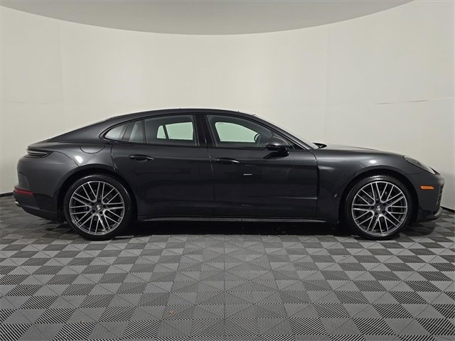 New 2026 Porsche Panamera 4 image 8