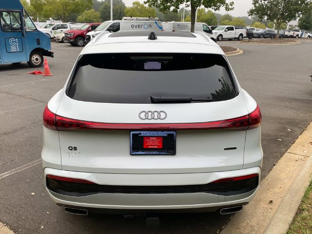 Used 2025 Audi Q5 Premium Plus AWD/4WD image 32