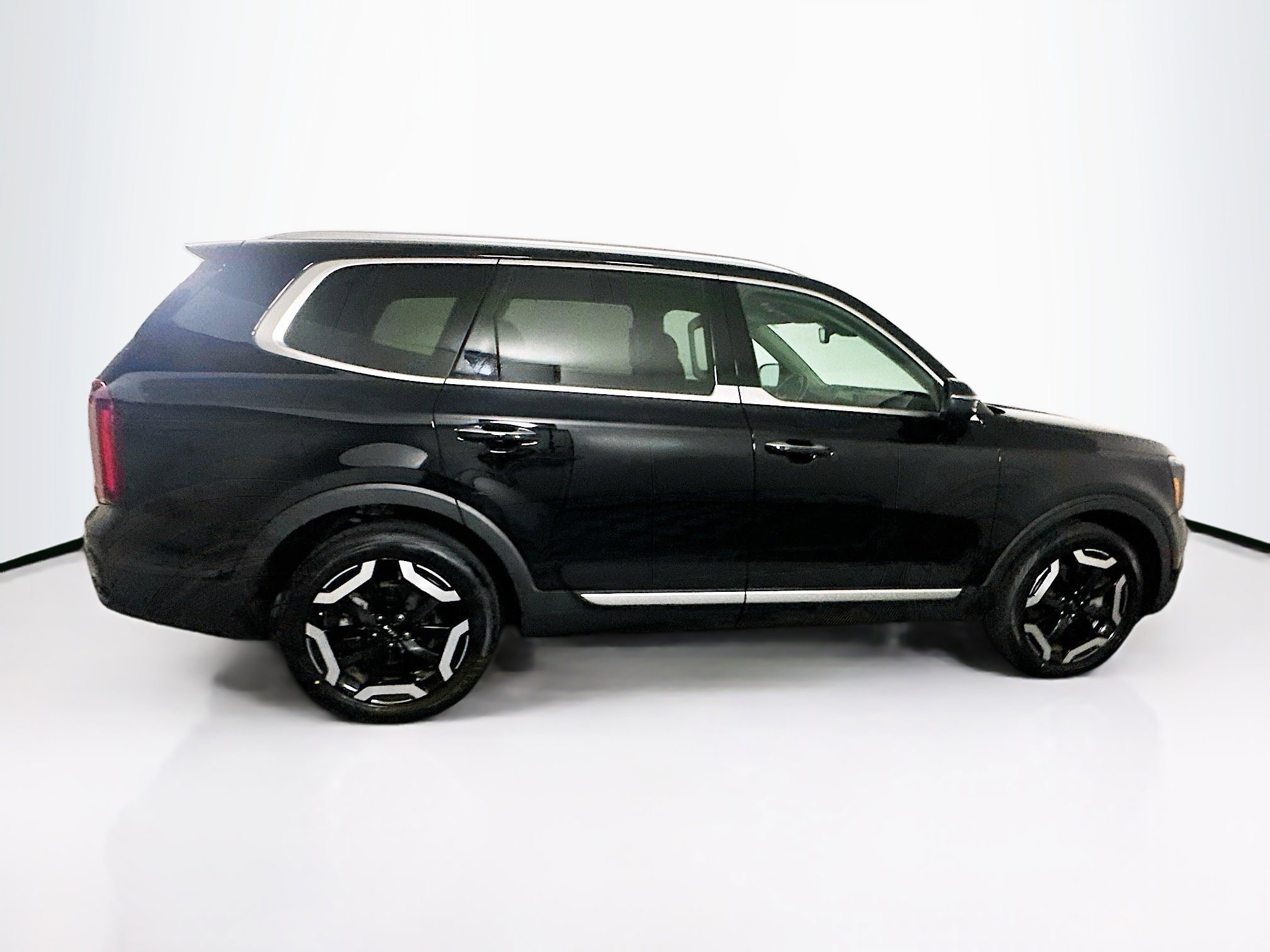 Used 2023 Kia Telluride S image 10