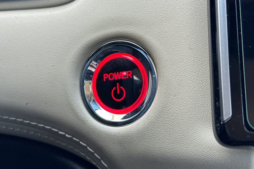 Certified 2020 Honda Clarity Plug-In Hybrid image 25