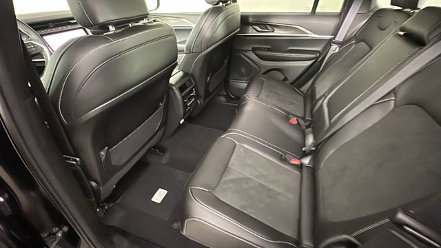 New 2026 Jeep Grand Cherokee Altitude AWD/4WD image 14