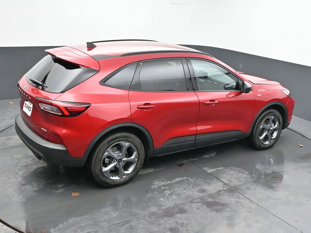Used 2025 Ford Escape ST-Line w/ Cold Weather Package image 21