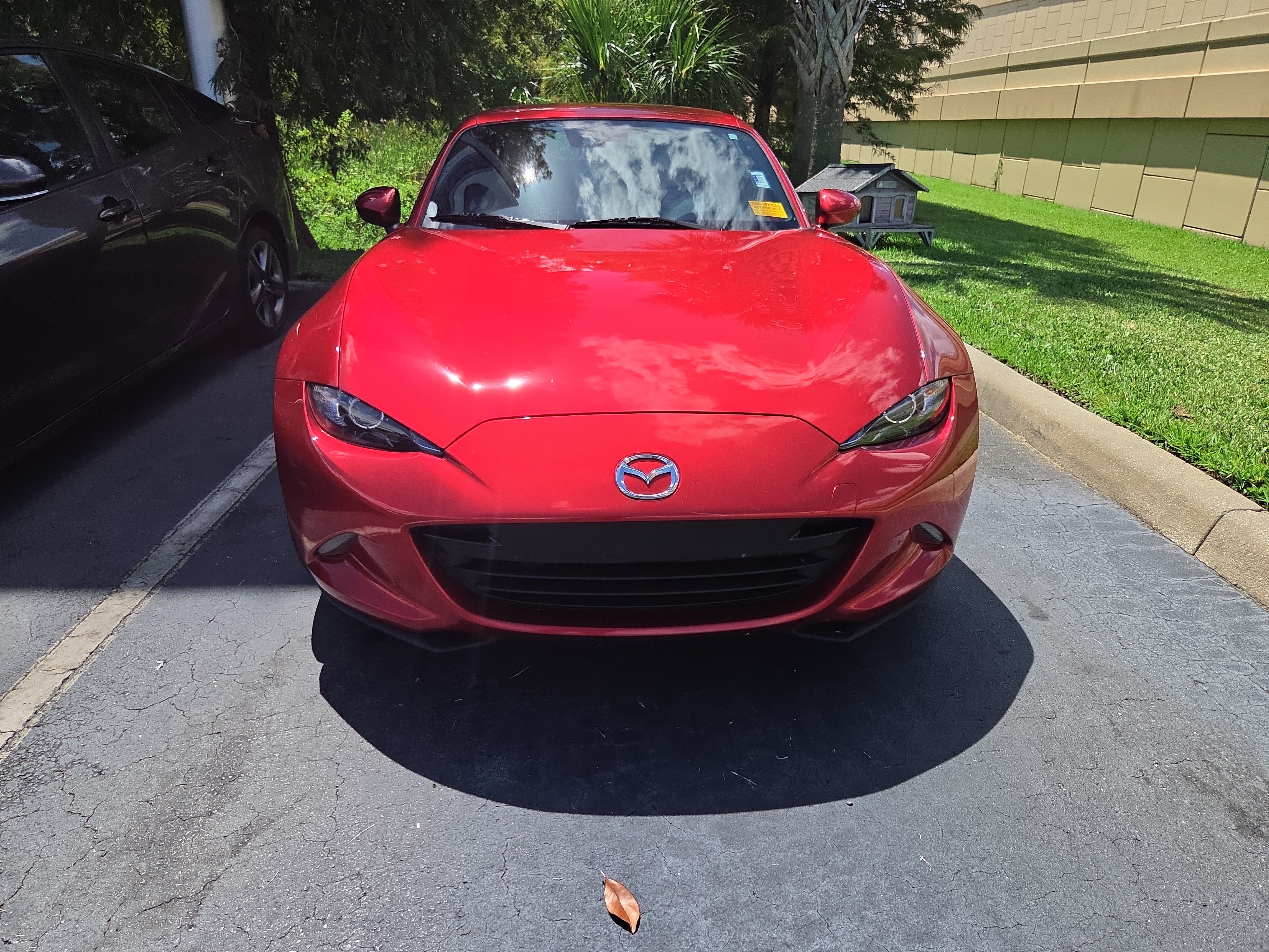 Used 2020 MAZDA MX-5 Miata RF Grand Touring RWD image 2