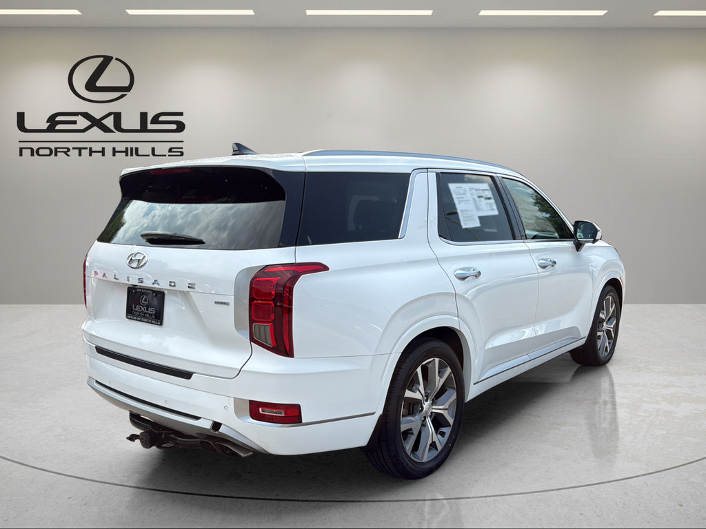 Used 2022 Hyundai Palisade Limited w/ Winter Package AWD/4WD image 6