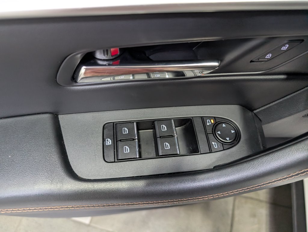 Used 2024 MAZDA CX-90 Plug-In Hybrid w/ Premium Pkg AWD/4WD image 15
