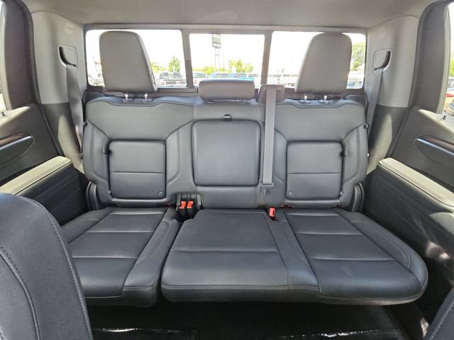 Used 2023 GMC Sierra 1500 SLT w/ SLT Premium Package AWD/4WD image 25