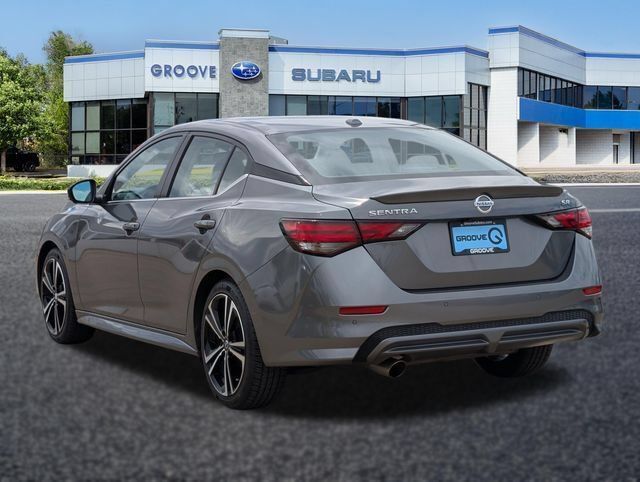 Used 2023 Nissan Sentra SR w/ SR Premium Package FWD image 3