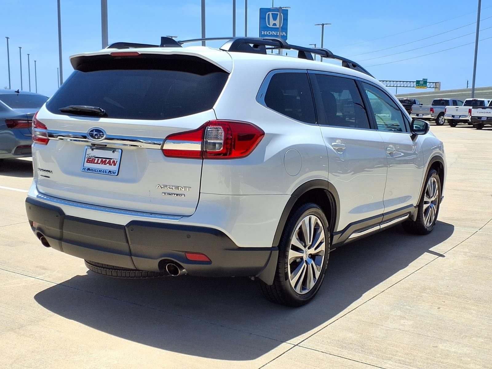 Used 2020 Subaru Ascent Limited w/ Technology Package AWD/4WD image 7