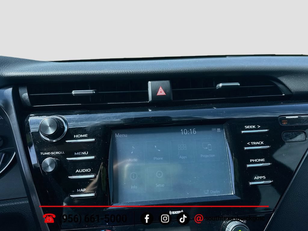 Used 2020 Toyota Camry SE FWD image 16
