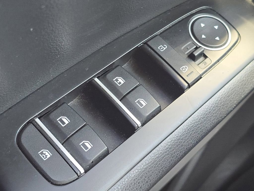 Used 2023 Kia Soul S FWD image 26
