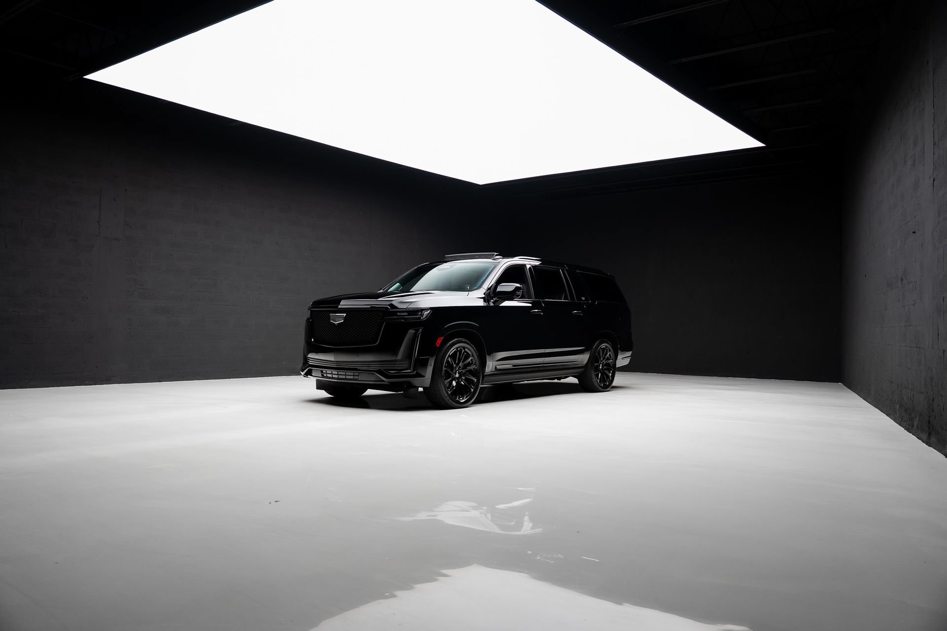 Used 2024 Cadillac Escalade ESV Sport Platinum w/ LPO, ONYX Package AWD/4WD image 86