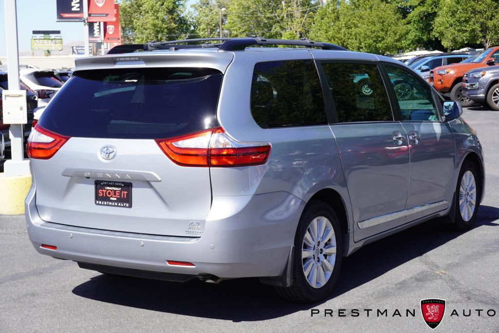 Used 2015 Toyota Sienna XLE w/ XLE Navigation Package AWD/4WD image 9
