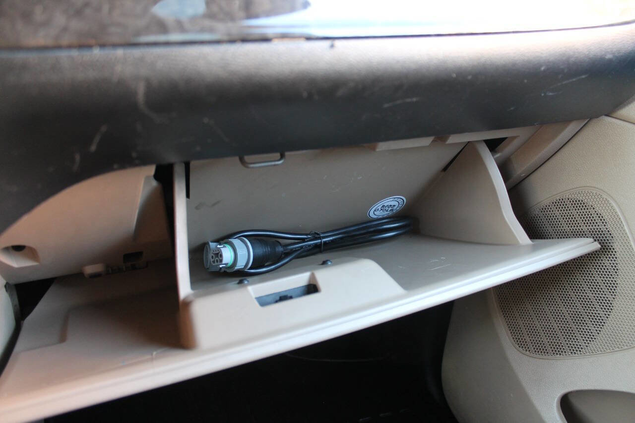 Used 2016 Dodge Grand Caravan SXT FWD image 41