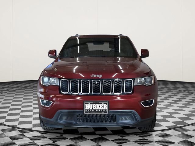 Used 2019 Jeep Grand Cherokee Laredo image 3