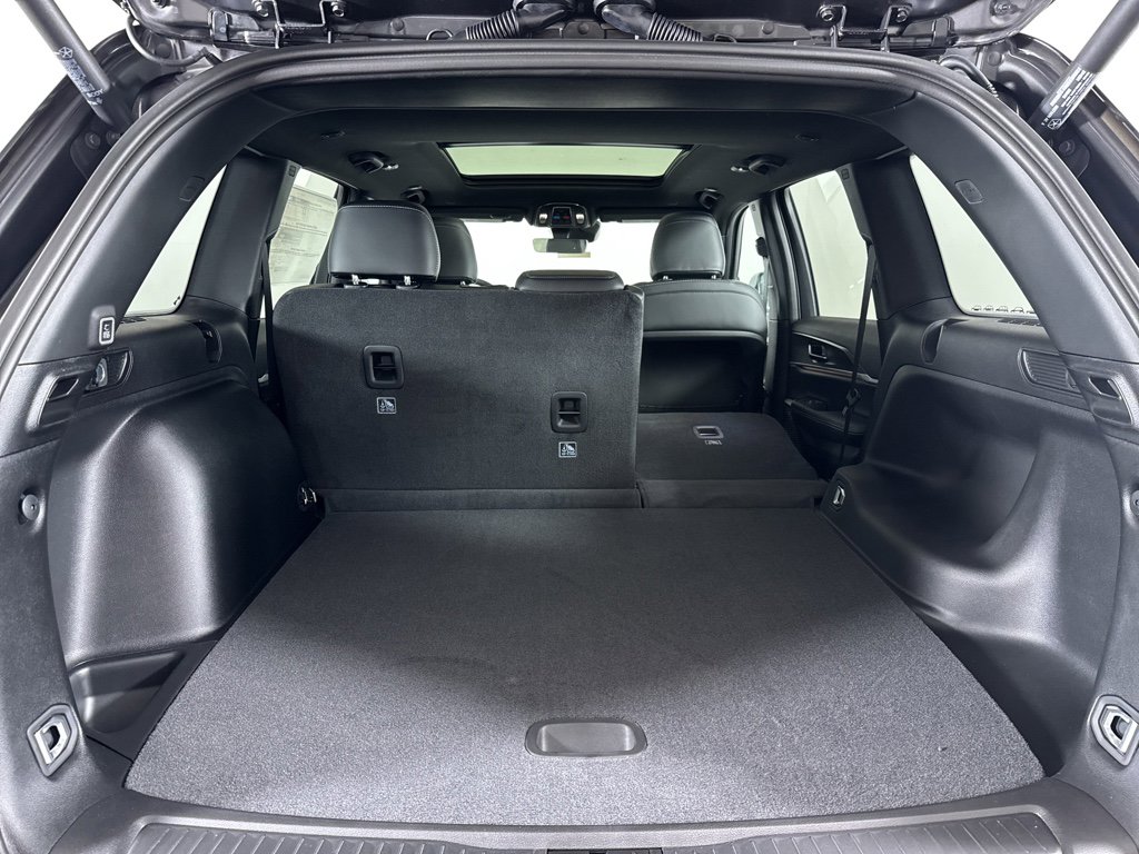 New 2025 Jeep Grand Cherokee Limited AWD/4WD image 9