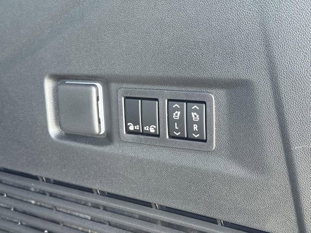 New 2026 GMC Yukon Denali image 27