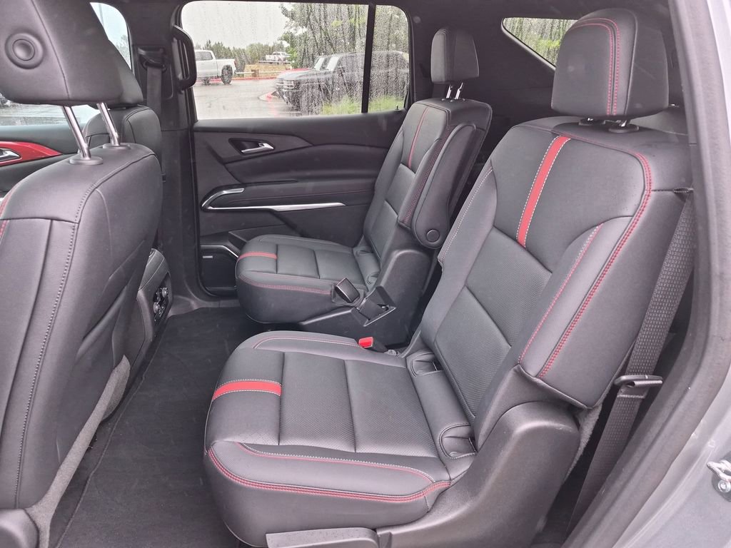 Used 2024 Chevrolet Traverse RS AWD/4WD image 34