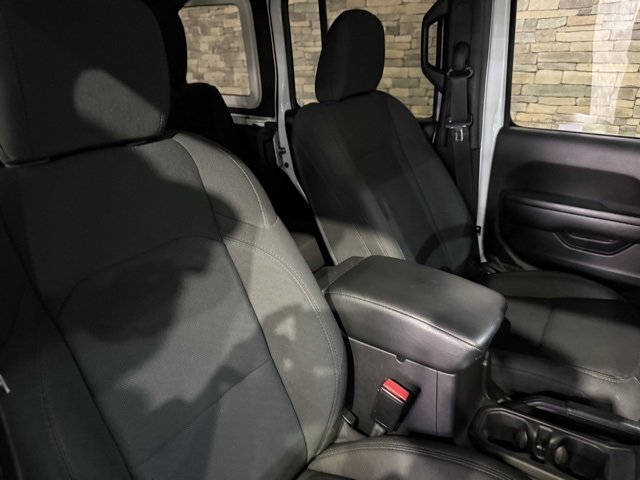 Used 2021 Jeep Wrangler Unlimited Sport image 2