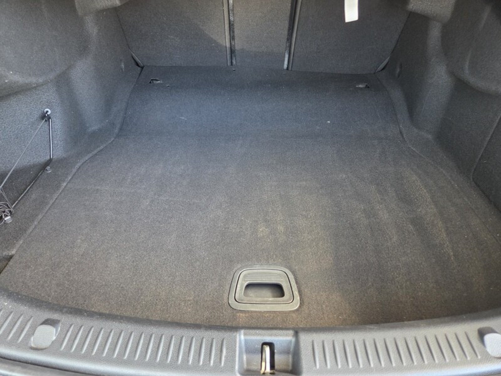Used 2023 Mercedes-Benz E 350 Sedan image 17