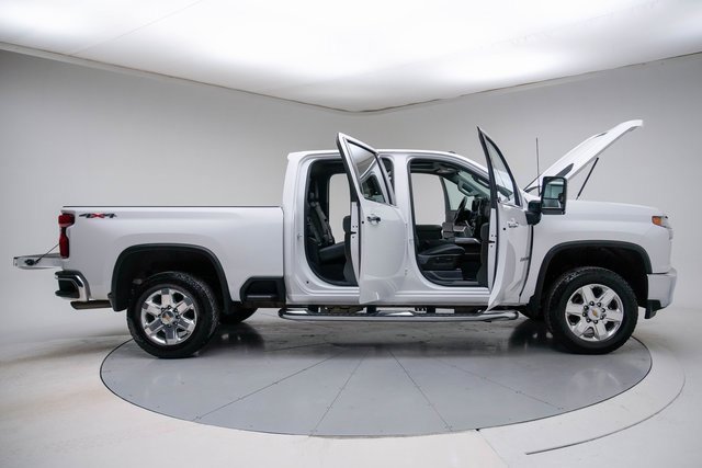 Used 2023 Chevrolet Silverado 2500 LTZ w/ LTZ Convenience Package image 13