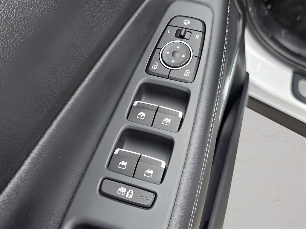 Used 2023 Hyundai Santa Fe Limited image 19