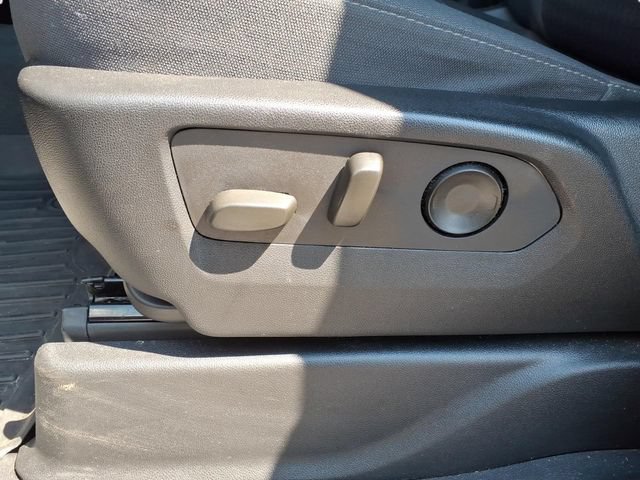 Used 2023 Chevrolet Tahoe LS AWD/4WD image 17