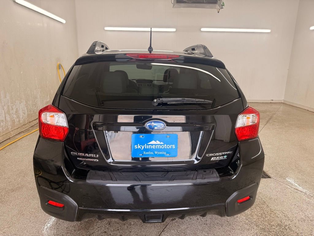 Used 2017 Subaru Crosstrek 2.0i Premium w/ Moonroof Package image 4