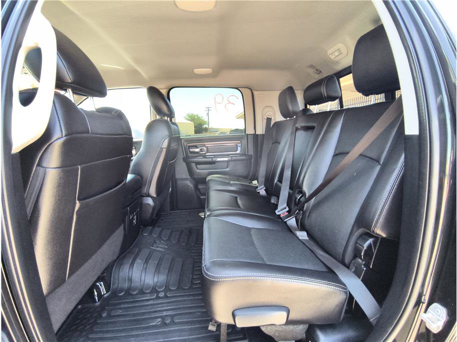 Used 2016 RAM 2500 Laramie w/ Sport Appearance Group AWD/4WD image 9