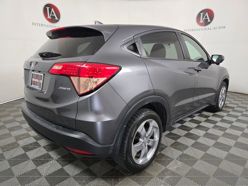 Used 2017 Honda HR-V EX image 4