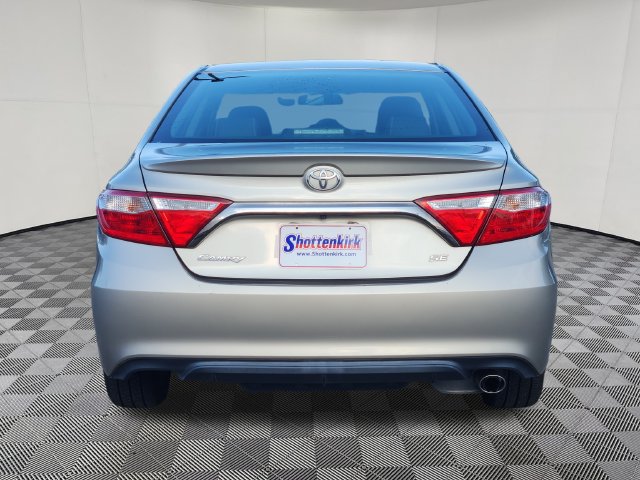 Used 2016 Toyota Camry SE FWD image 7