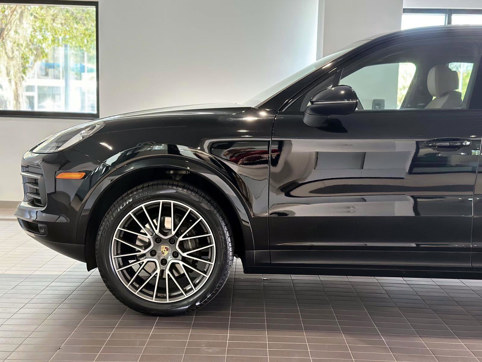 Certified 2020 Porsche Cayenne image 11