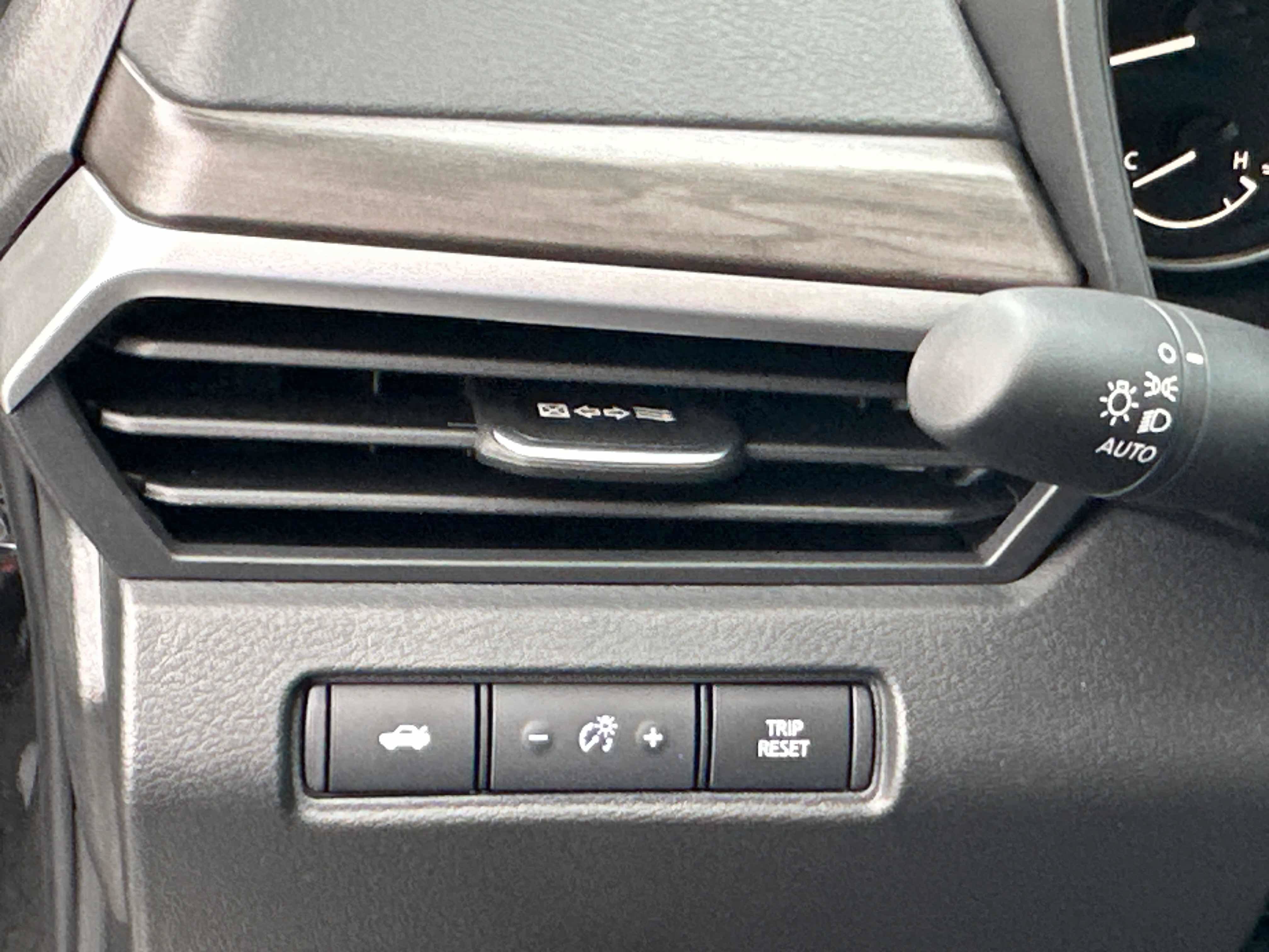 New 2026 Nissan Altima 2.5 SV FWD image 20