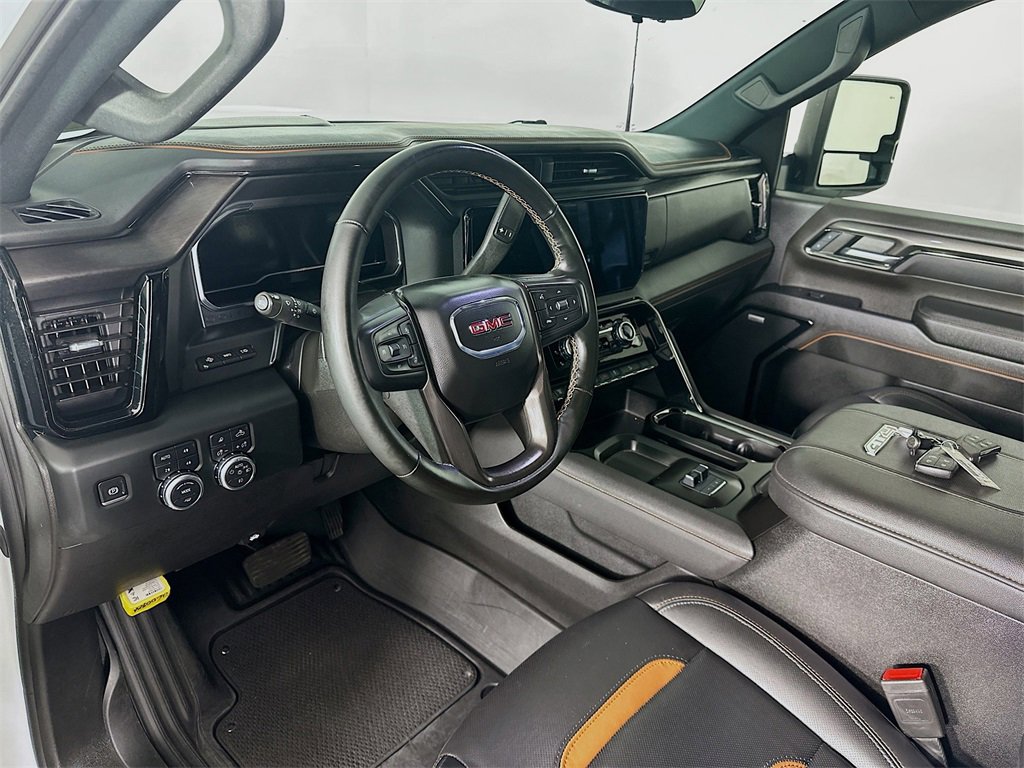 Used 2024 GMC Sierra 3500 AT4 w/ AT4 Premium Plus Package image 30