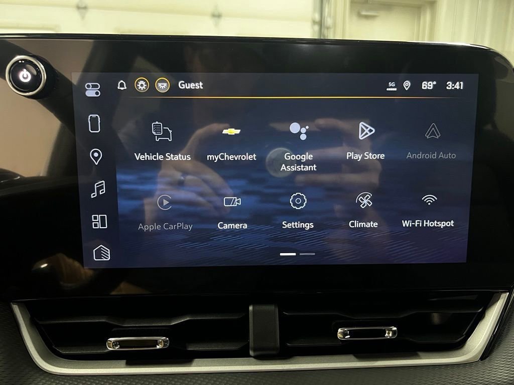 New 2026 Chevrolet Equinox LT w/ Convenience Package II AWD/4WD image 15